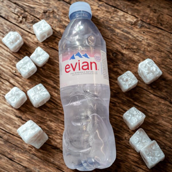 Evian bouteille plastique